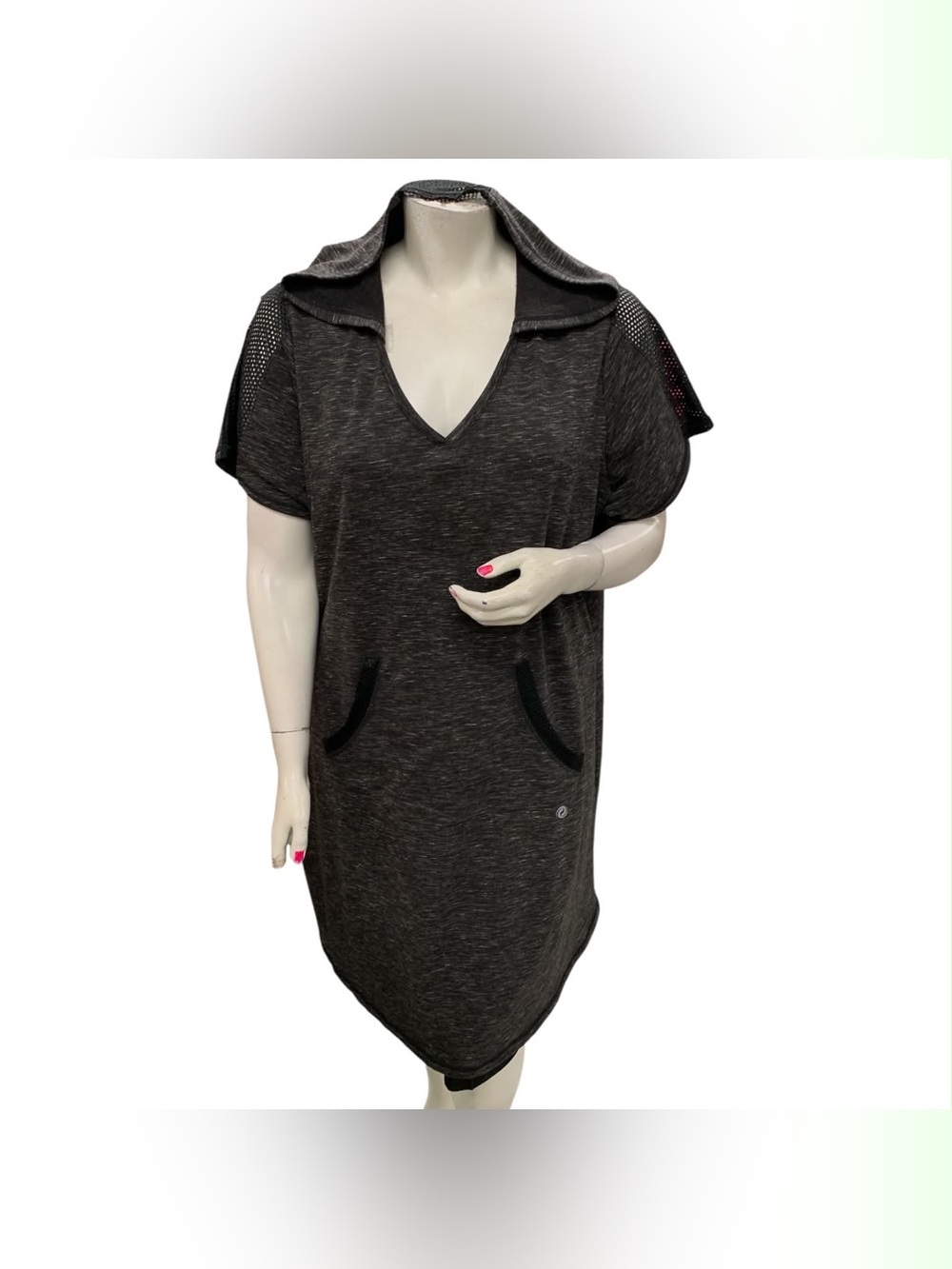 Active Zone Hooded Short-Sleeve Swim Cover-Up in Charcoal Size 3X